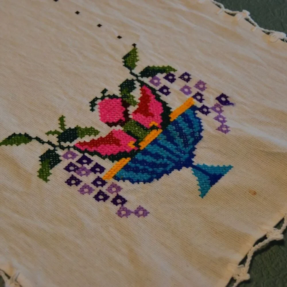 Vintage Mexican Embroidered Table Runner Folk Art Floral Crochet 53x14